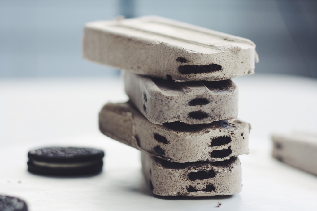 oreo popsicles